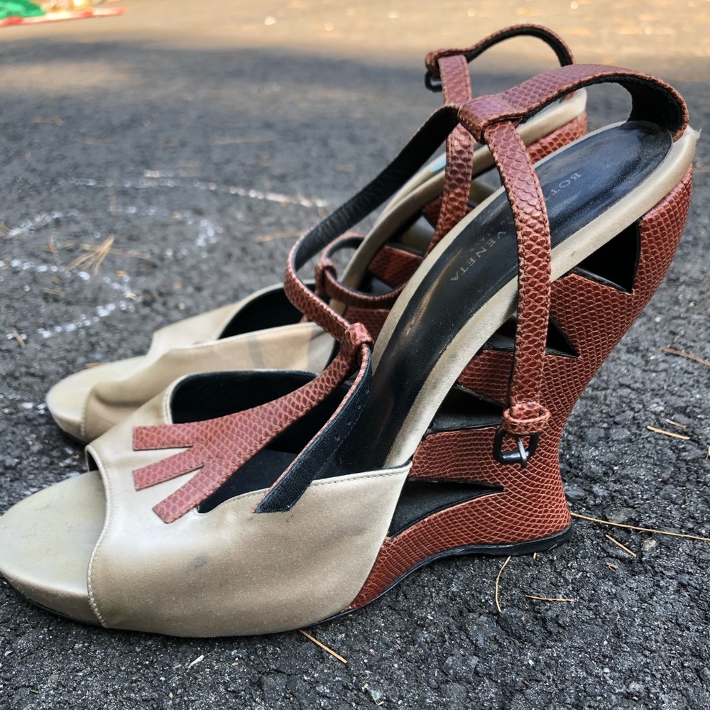 Bottega Veneta Sculptural Silk and Leather Heels